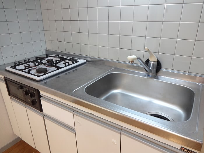 ファミーリエ　 キッチン