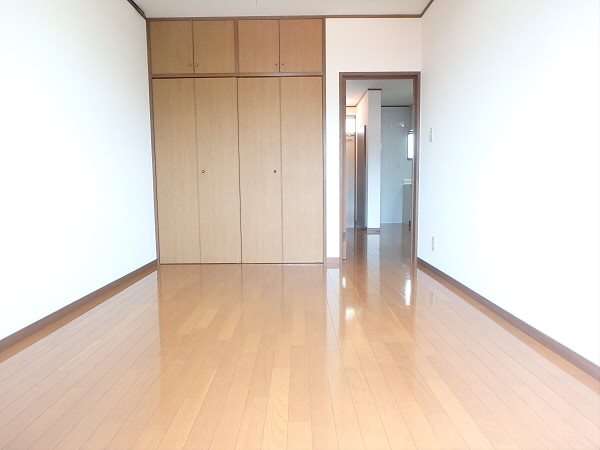 ハイムのばら ベッドルーム