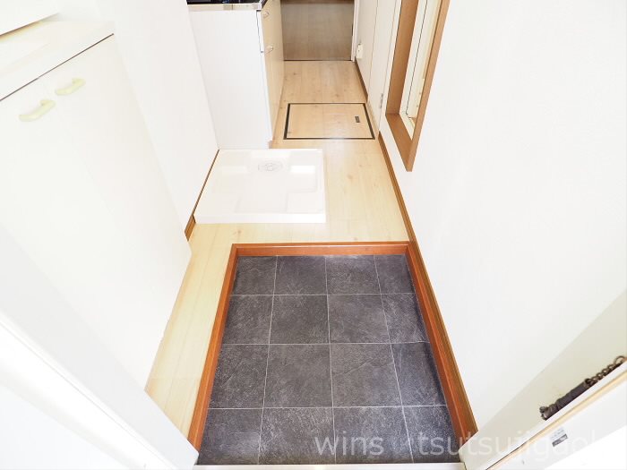 国領ロイヤルＤ 玄関