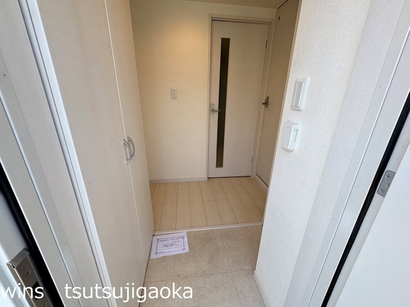 リブリ・調布 玄関