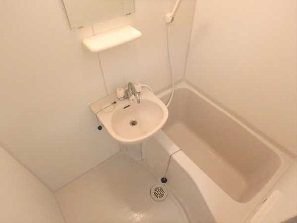 SHUKURA菊野台（シュクラキクノダイ） 風呂画像