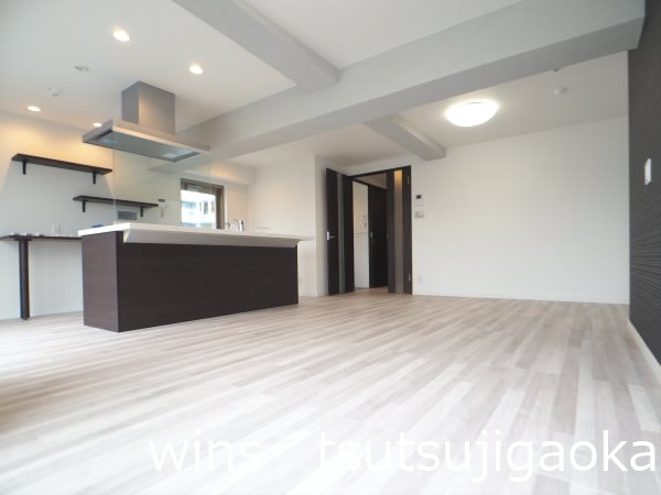 宝陽ビル【当社限定物件】 リビング