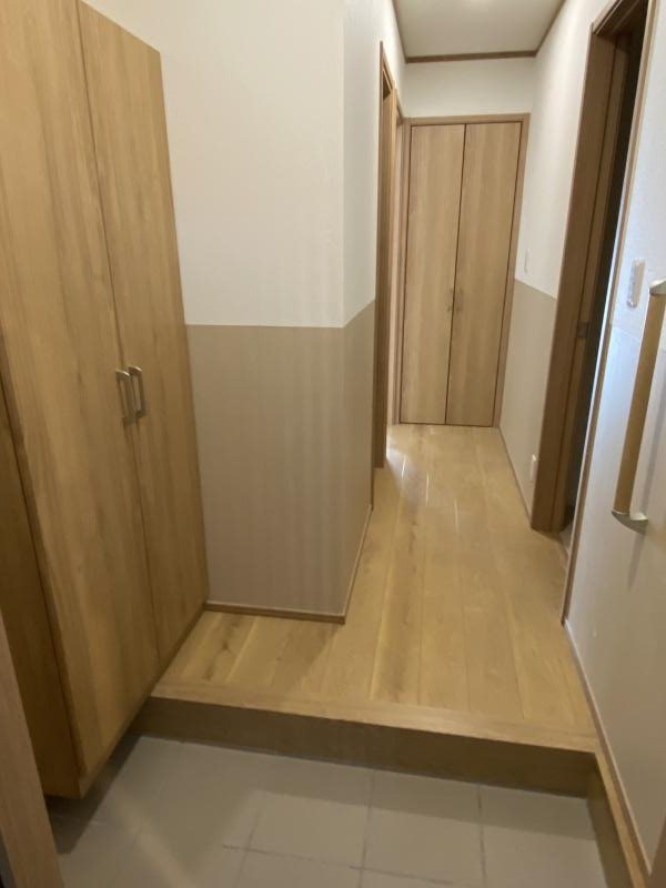 メゾンリエール 玄関