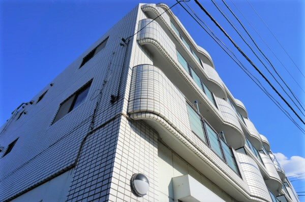 ワービル給田 外観