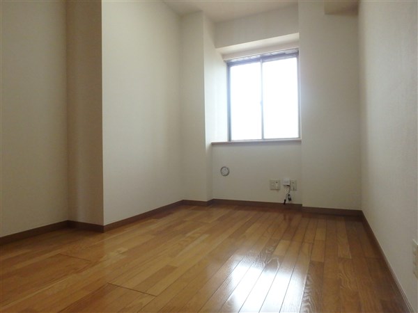 グランディフォーラ（再契約型） リビング