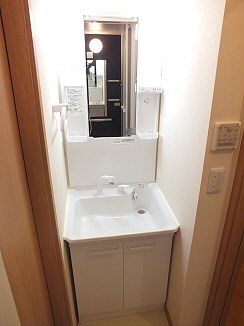 東京都世田谷区北烏山８丁目 洗面所
