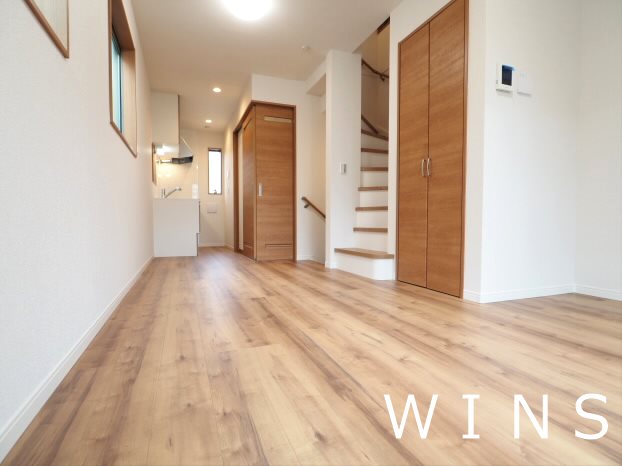 幡ヶ谷3丁目戸建 リビング