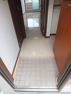東京都杉並区上高井戸１丁目 玄関