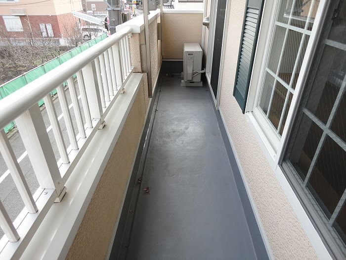 エレガンシア ベランダ