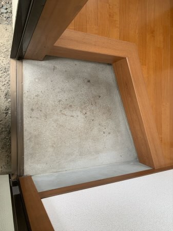 石黒荘（弊社専任） 玄関