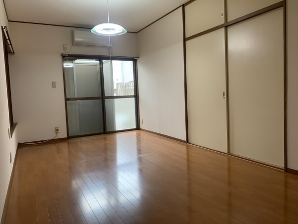 石黒荘（弊社専任） ベッドルーム