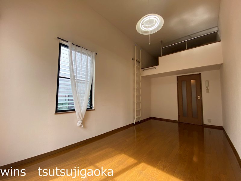 セントハイムつつじヶ丘弐番館 リビング