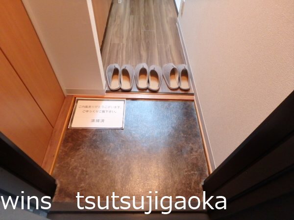 アネックスヒルズ  玄関