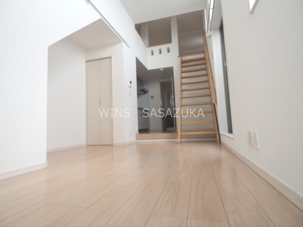 EARLS　COURT リビング