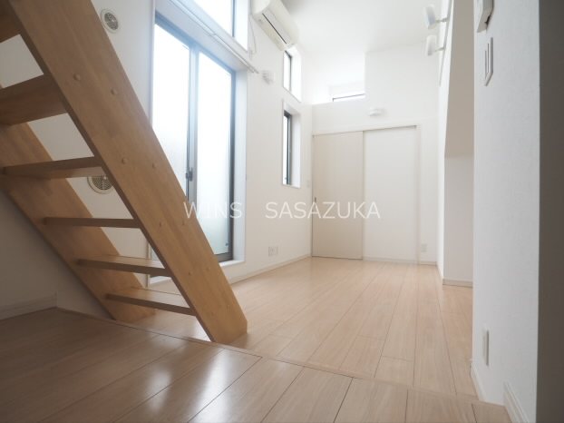 EARLS　COURT ベッドルーム