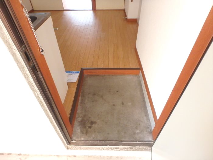 鈴木ハイツ  玄関