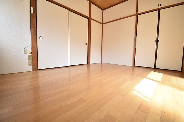 東京都調布市国領町１丁目 ベッドルーム