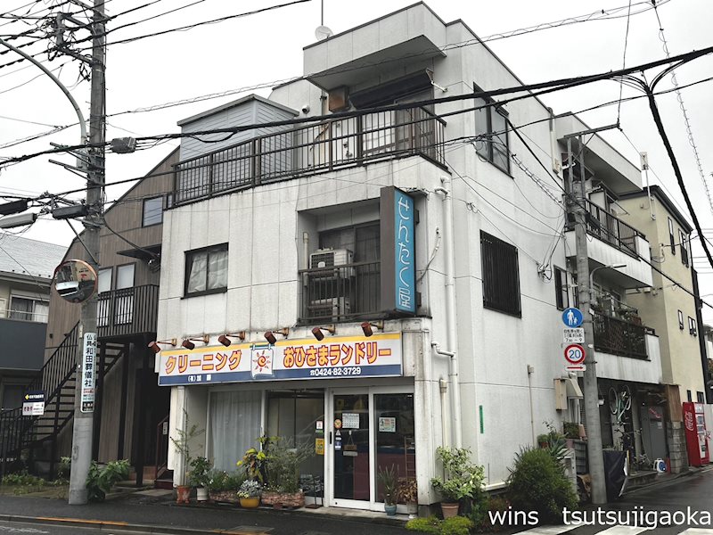 ホワイトボックス 外観