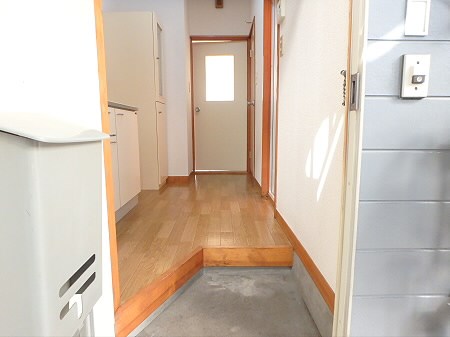 ナゴヤハイツ 玄関