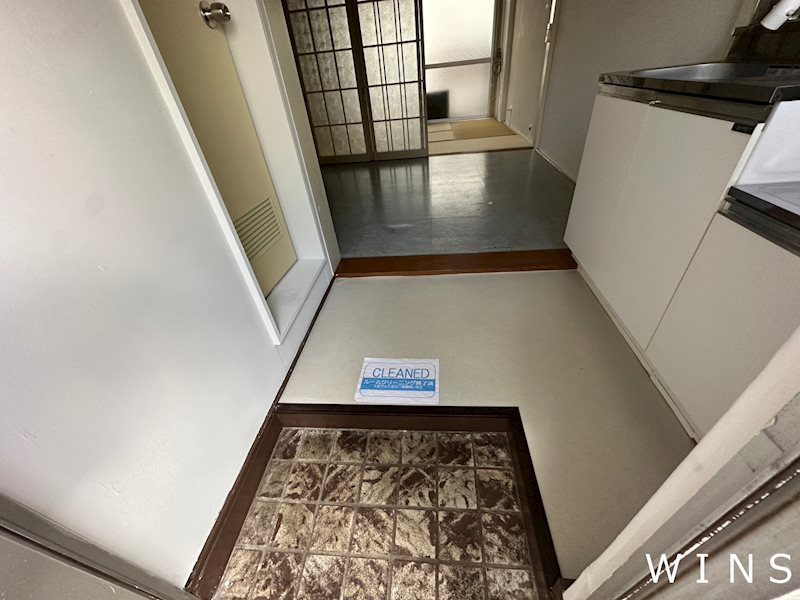 海野ハイツ 玄関