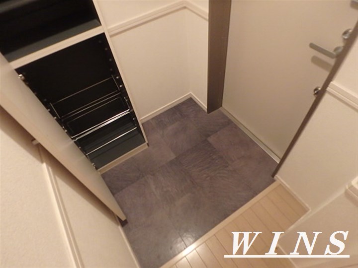 ベネレイト幡ヶ谷 玄関