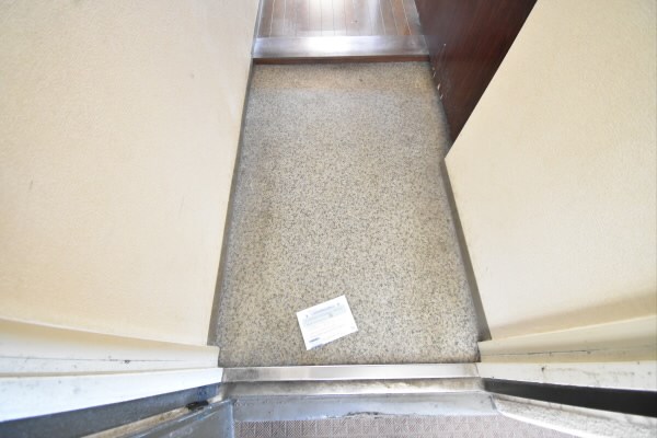 豊栄アンバサダー調布 玄関