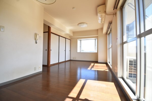 豊栄アンバサダー調布 リビング