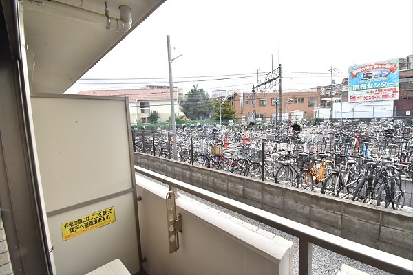 東京都調布市菊野台１丁目 ベランダ
