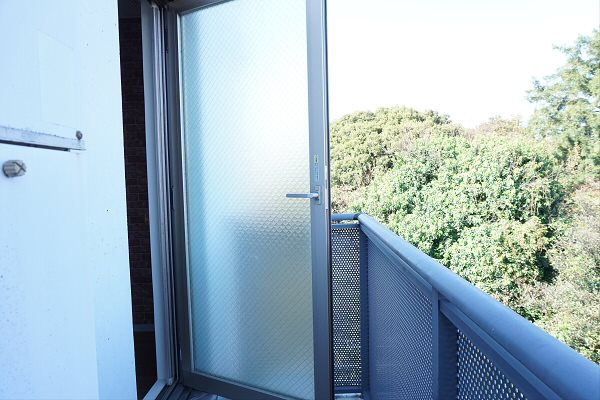 ＴＥＲＺＯ　ＣＡＳＡ（テレッツオカーサ） ベランダ