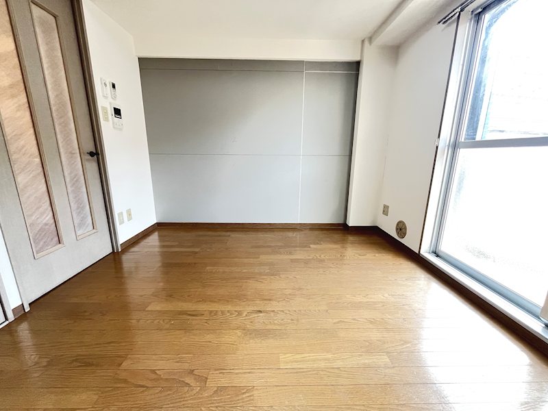 【サンパラッツオ弐番館】 リビング