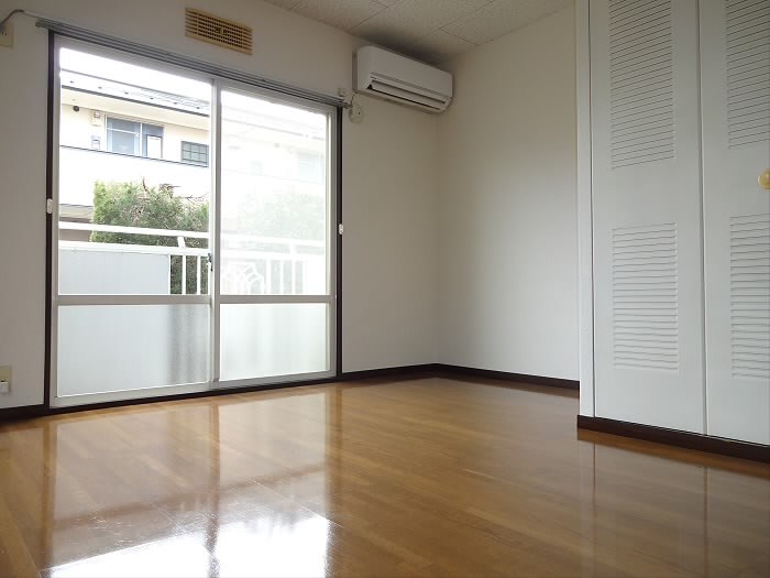 ジュネスコート リビング