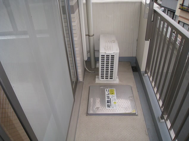 東京都調布市八雲台１丁目 ベランダ
