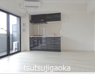 ロンブス調布 リビング