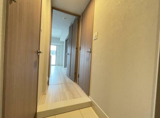 アルソスリブレ調布 玄関