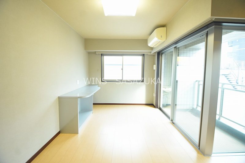 ドエル幸容 ベッドルーム