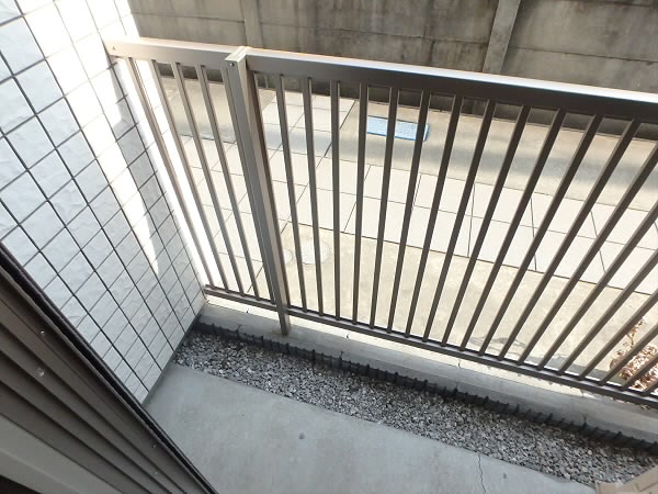 フレンズ若葉 ベランダ