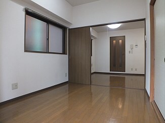 ベッドルーム