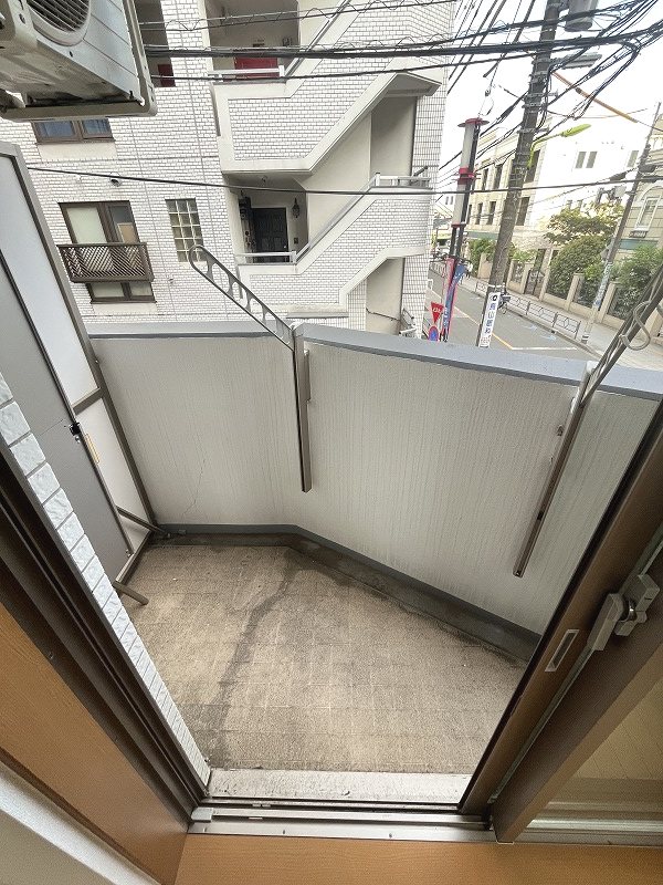 PLAISIR千歳烏山（プレズィール千歳烏山） ベランダ