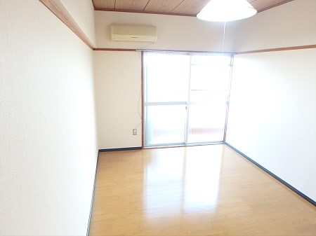 第一モトキハイツ ベッドルーム