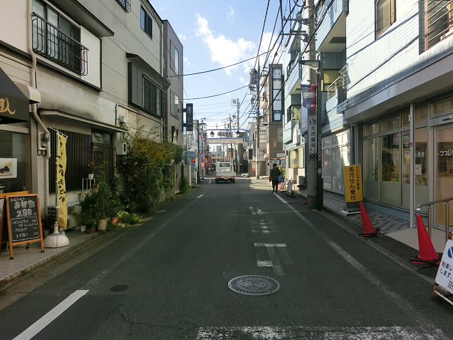 東京都調布市西つつじケ丘３丁目 ドラッグストア