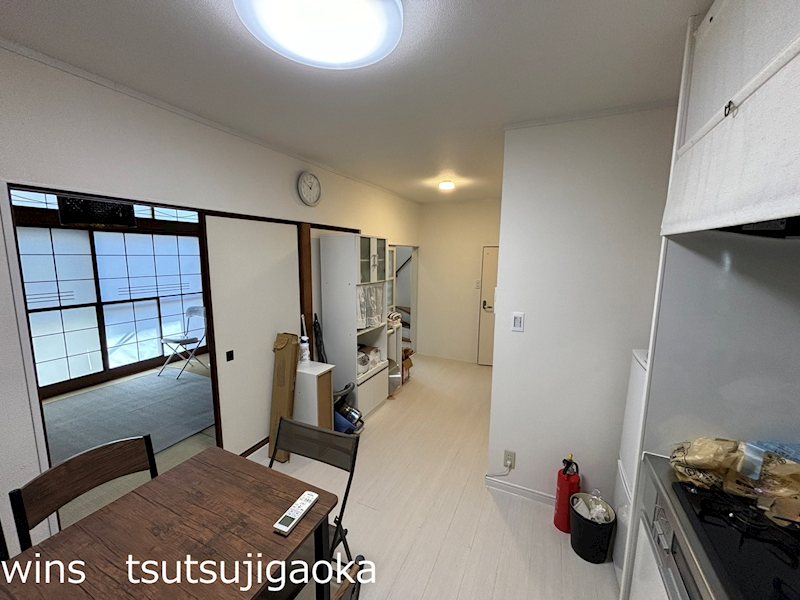 西つつじケ丘1丁目戸建 リビング