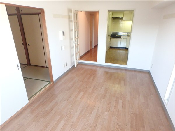 グランドール武戸野 リビング