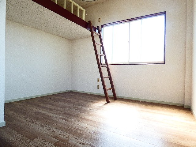 ベッドルーム