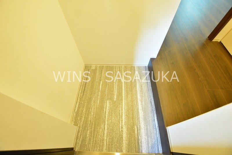Noble Maison SASAZUKA 玄関