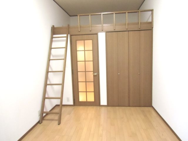 ベッドルーム