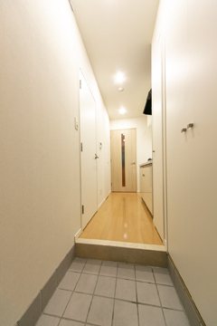 アンソレイユ代々木上原 玄関