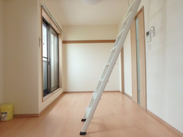 ベッドルーム