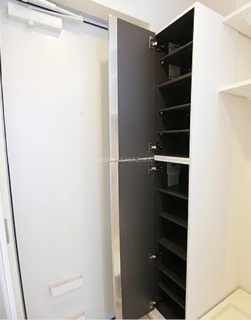 パークアレイ笹塚 玄関