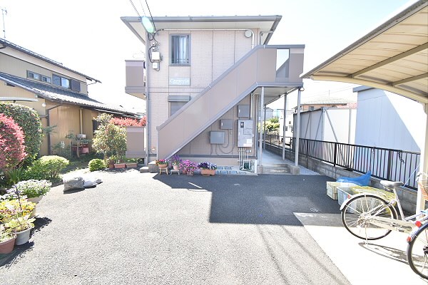 東京都府中市白糸台４丁目 エントランス