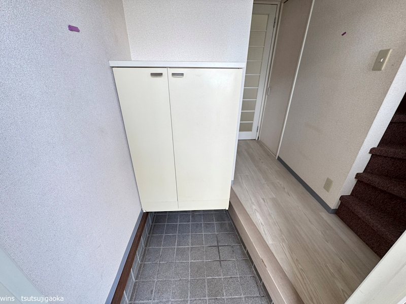 メゾンシェーヌ（弊社専任物件） 玄関